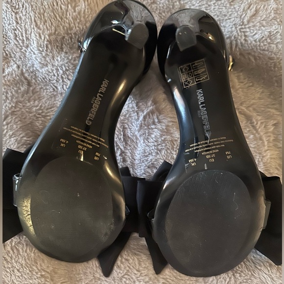 KARL LAGERFELD Black 4 inch Heels Bow Accents Size 7 - Picture 7 of 7